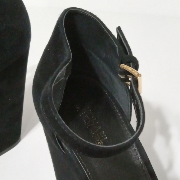Michael Kors Black Platform Wedge Sandal Size 7 - Picture 5 of 11